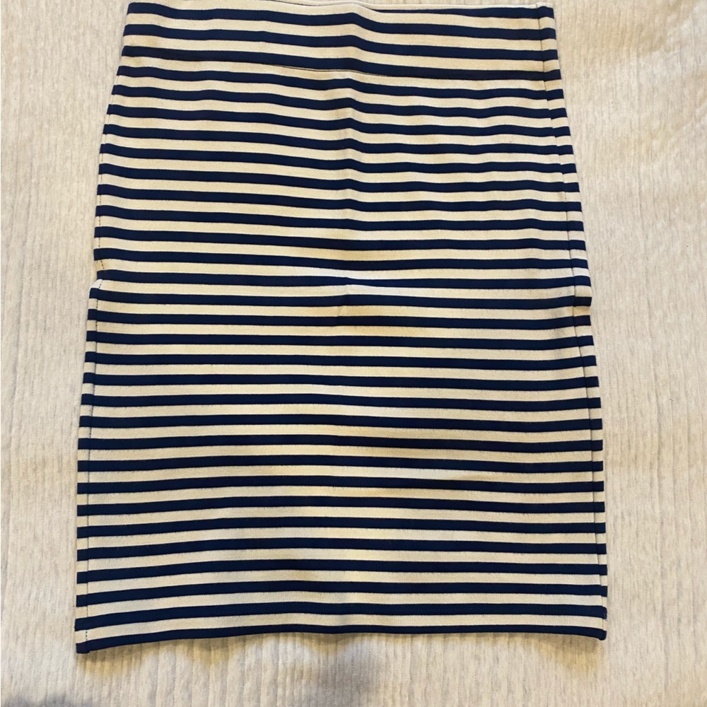 Madewell fitted skirt
